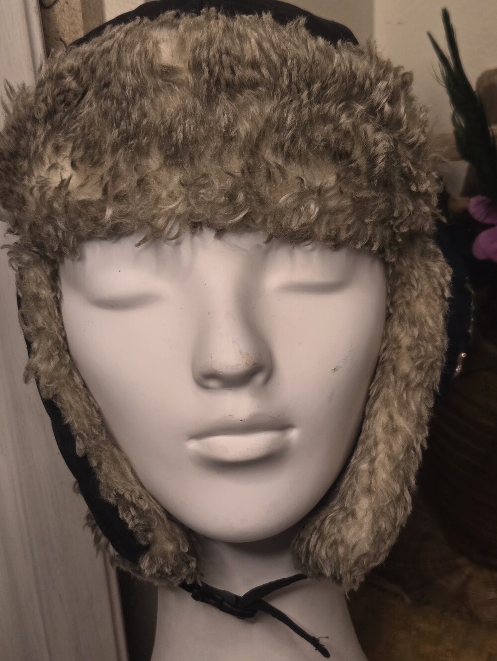 L.L. Bean Primaloft Trapper Hat  Quilted Faux Fur Ear Flap Winter Bomber Cap